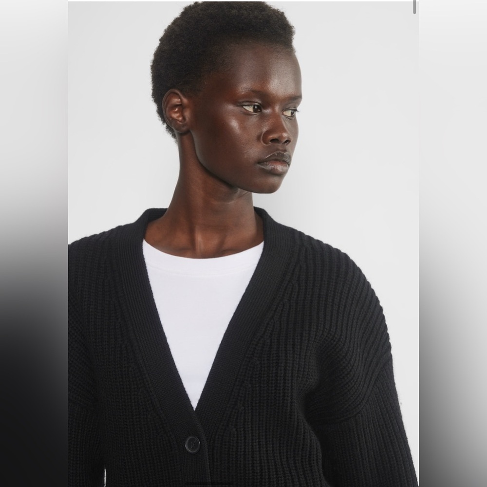 NWT Aritzia Babaton Canberra Merino Wool Cardigan in Black Size Small - Picture 8 of 14